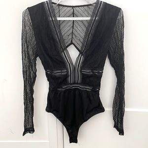 Black lace lulus bodysuit